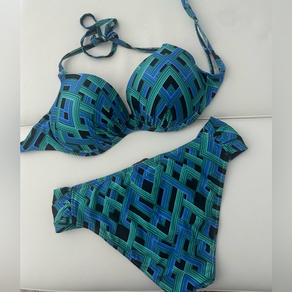 Brazilian Bikini Classic Geometric Nwot - Picture 2 of 4